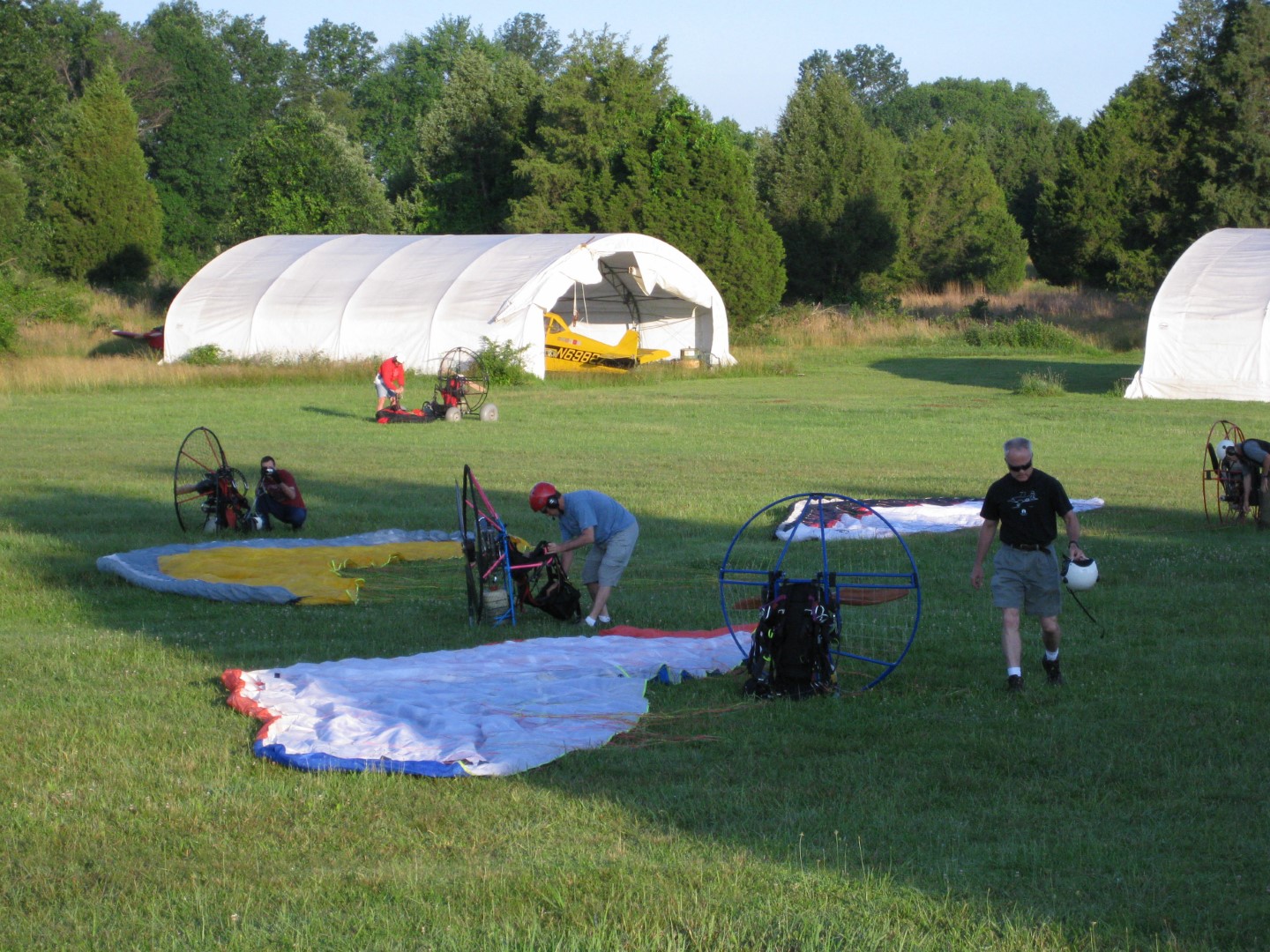 PPG pilots setting up in the morning at the Lost Griz Aerodrome